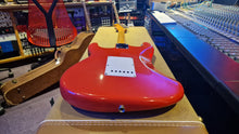 Load image into Gallery viewer, 1962 Fender Stratocaster Fiesta Red Hank Marvin Vintage &#39;60s American Electric Guitar 1 owner since 1986!

