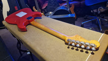 Load image into Gallery viewer, 1962 Fender Stratocaster Fiesta Red Hank Marvin Vintage &#39;60s American Electric Guitar 1 owner since 1986!
