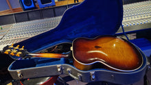 Load image into Gallery viewer, 1938 Gibson Super 400 Archtop Jazz Artist Owned Custom Shop Pre-War Kalamazoo Guitar 1 of 401 EVER!
