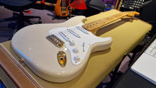 Load image into Gallery viewer, 1988 Fender Custom Shop &#39;57 Mary Kaye Stratocaster Masterbuilt by John Page Mike Sevens
