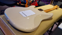 Load image into Gallery viewer, 1988 Fender Custom Shop &#39;57 Mary Kaye Stratocaster Masterbuilt by John Page Mike Sevens
