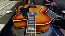 Load image into Gallery viewer, Fender Montego 1970 Archtop Custom Shop Jazz Guitar Sunburst - LTD Less than 100 ever made!
