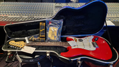 NEW 2001 Fender American Standard Stratocaster USA Strat Guitar NEVER PLAYED NOS!