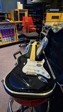 Load image into Gallery viewer, NEW 2001 Fender American Standard Stratocaster USA Strat Guitar Black NEVER PLAYED NOS!
