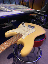 Load image into Gallery viewer, 1983 Fender Elite Stratocaster USA American Vintage 80&#39;s Prototype Strat for Eric Clapton signature guitar
